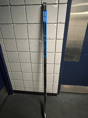 Senior Bauer Nexus League Right Handed Hockey Stick P88 (New)