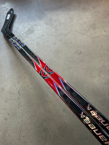 2 PACK P28 77 Flex Senior Bauer Proto 2 Right Hand Hockey Stick Pro Stock (New)