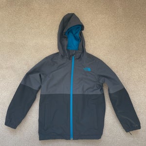Black Boy's Youth Small Jacket (Used)