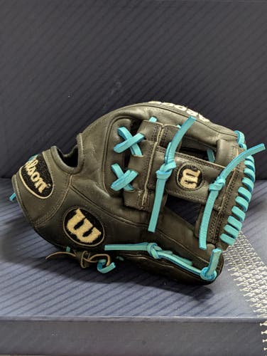 Infield RH Wilson A200 Dp15 Baseball Glove 11.5" (Used)