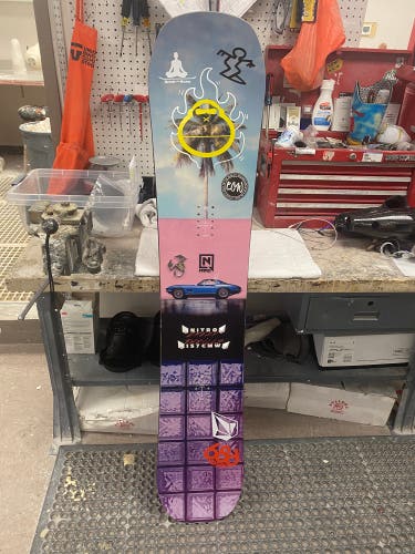 Men's Nitro CHEAP THRILLS Snowboard Freestyle Without Bindings Medium Flex True Twin 157 cm (New)