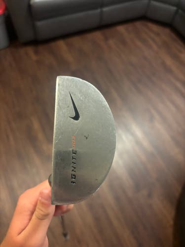Gray Unisex Nike Ignite 003 Mallet Left Hand Putter 35" (Used)