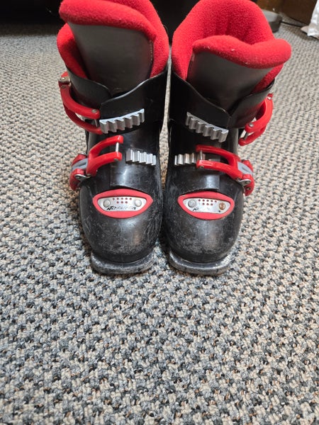Mondo 16 & 16.5 Nordica Ski Boots (Used)