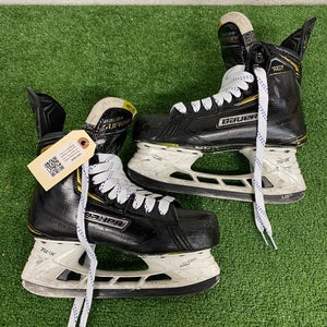 Senior Bauer Supreme Ignite Pro+ Hockey Skates Regular Width Size 6.5 (Used)