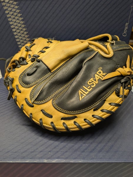 Catcher's RH All Star CM3000SBT Baseball Glove 33.5" (Used)