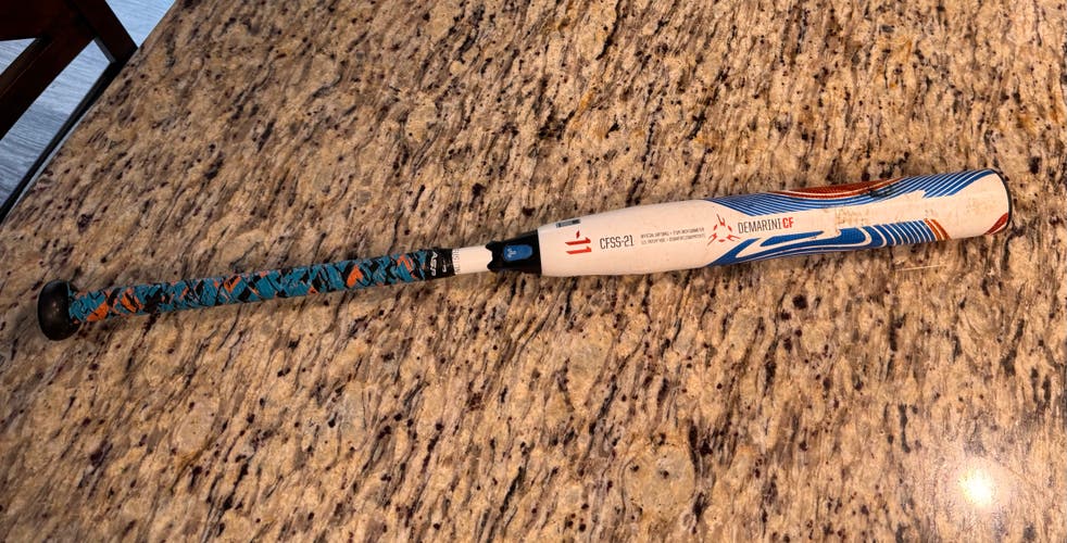 2021 DeMarini CF Composite Bat (-11) 19 oz 30" (Used)