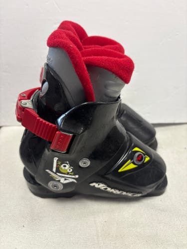 Mondo 16 & 16.5 US kids size 9 Kid's Nordica Super 0.1 Ski Boots (Used)