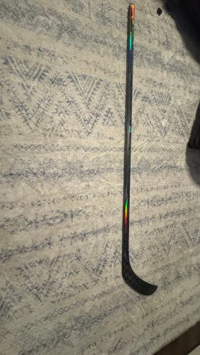 Intermediate Bauer Nexus Tracer Right Handed Hockey Stick P92 (Used)