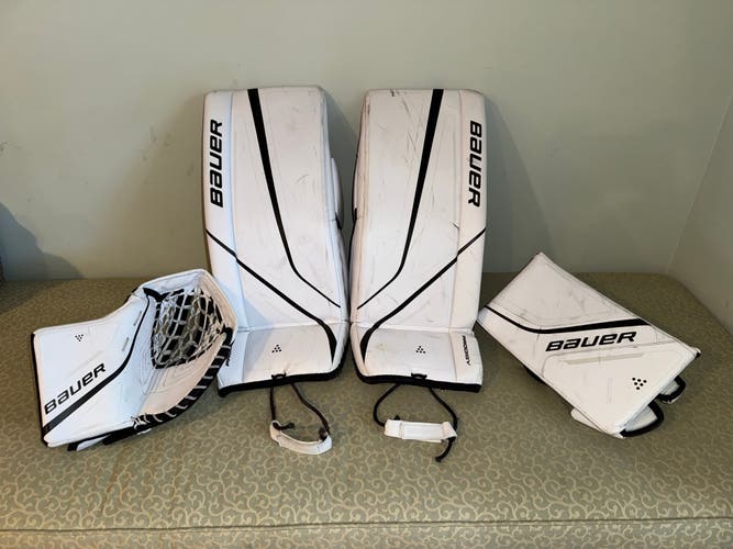 24" 2024 Bauer Regular Goalie Full Set (Used)
