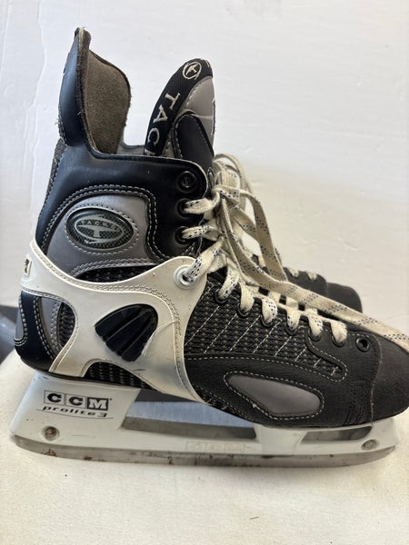 CCM Tacks 1152 Hockey Skates Regular Width 11 (Used)