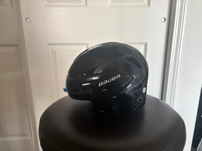 Large Bauer Re-Akt 85 Helmet (New)