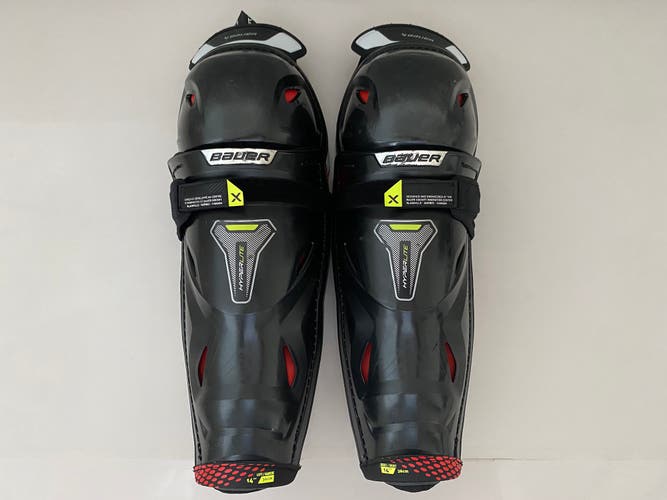 Bauer Vapor Hyperlite Shin Pads 14" guards