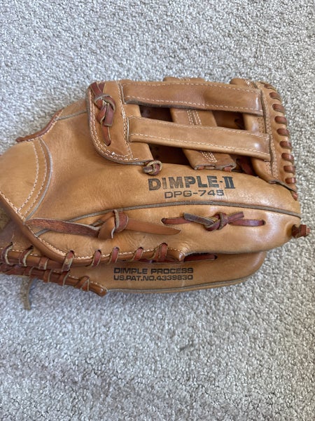 SSK Dimple II RH Baseball Glove 12.5" (Used)