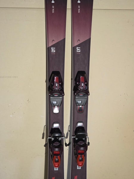 HEAD Total Joy Skis 158 cm With Bindings (Used)