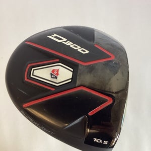 Wilson Staff D300 Super Light Driver 10.5* With Regular Graphite Shaft