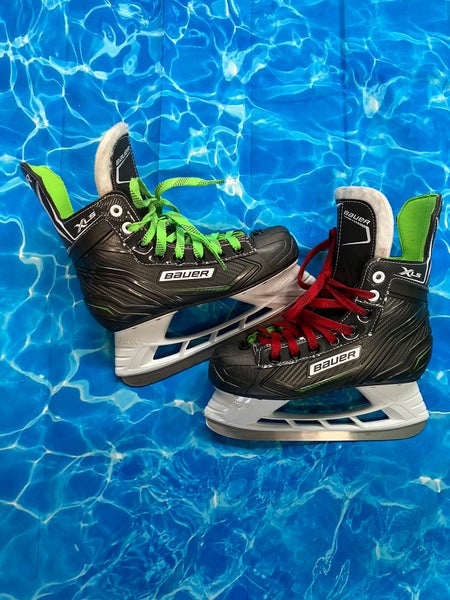 Junior Bauer XLS Hockey Skates Regular Width Size 3 (Used)