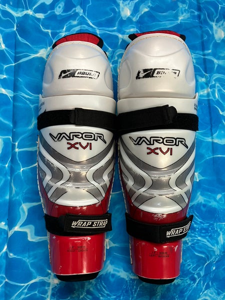 Junior Bauer Vapor XVI Shin Pads 12" (Used)