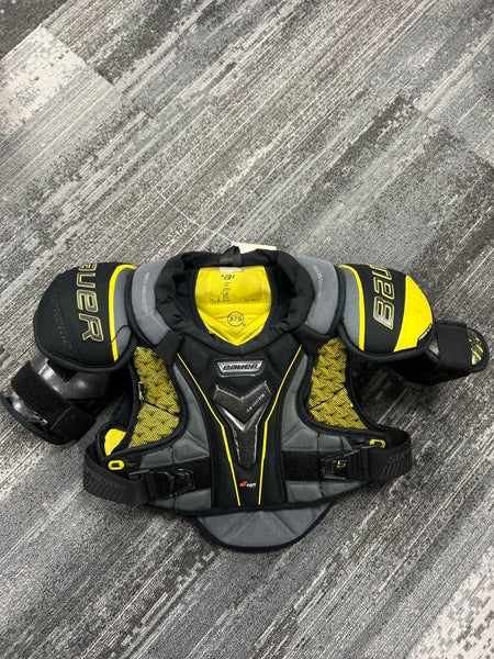 Large Junior Bauer Supreme 1S Shoulder Pads (Used)