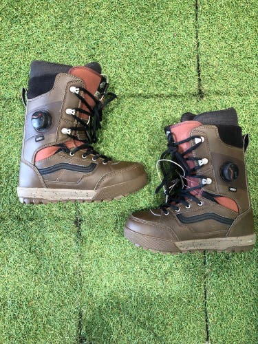 Men's 8.5 Vans Invado Pro Snowboard Boots (Used)