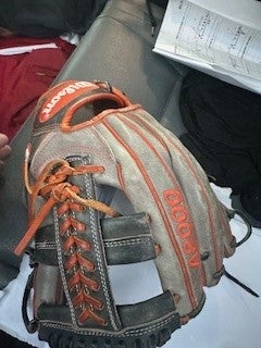 2019 Infield RH Wilson A2000 Baseball Glove 11.75" (Used)