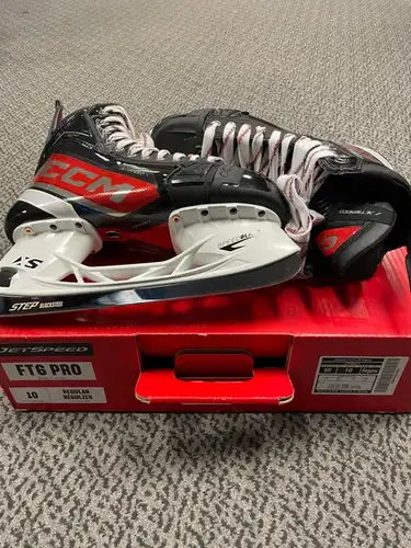 CCM JetSpeed FT6 Pro Senior Skates - Size 10 - New Condition - Pixallo.store