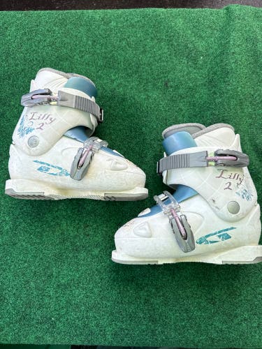 Dalbello Lilly 2 Ski Boots (Used) | Mondo 21.5 (250mm)