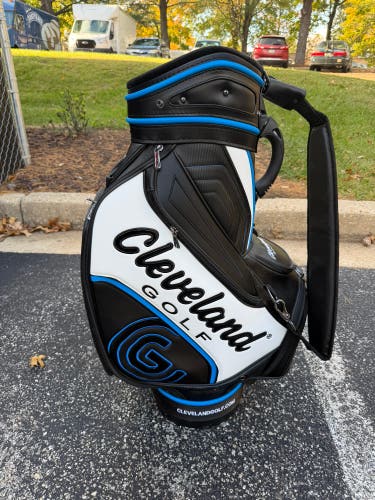 Cleveland Tour Staff Golf Bag