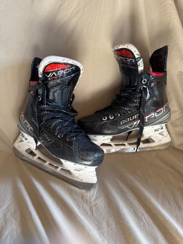 2021 Bauer Vapor 3X Hockey Skates Regular Width 8.5 (Used)