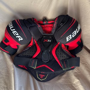 Men's Small Youth Bauer Vapor X2.9 Shoulder Pads (Used)