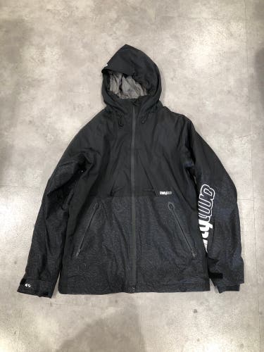 Men's Medium Thirty Two Snowboard Jacket (Used)