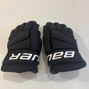 Bauer Vapor Volt Gloves 12" (Used like new)
