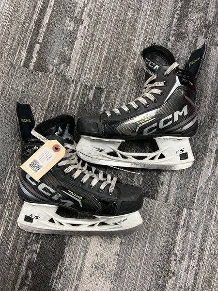 Intermediate CCM Tacks XF 70 Hockey Skates Regular Width Size 4.5 (Used)