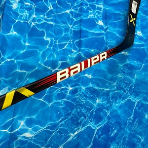 Junior Bauer Vapor X Hockey Stick Left Hand P28Y (Used)