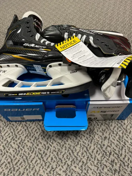 Bauer Supreme M5 Pro Senior Skates - Size 8, Fit 1 - 272mm - NEW - Pixallo.store