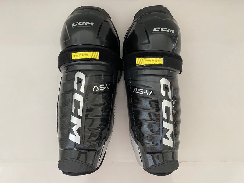 Senior CCM Tacks AS-V Shin Pads 14" guards