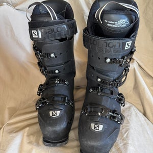 Mondo 27 & 27.5 Men's Salomon X-Pro All Mountain Ski Boots Medium Flex (Used)