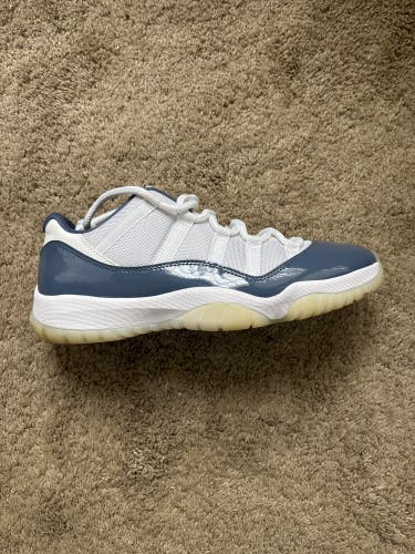 Men's Size M 11.0 (W 12.0) Air Jordan 11 Shoes (Used)
