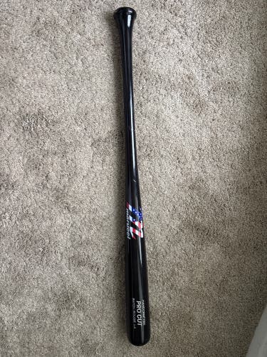 2019 Marucci Pro Cut Maple Bat (-3) 28 oz 31" (Used)