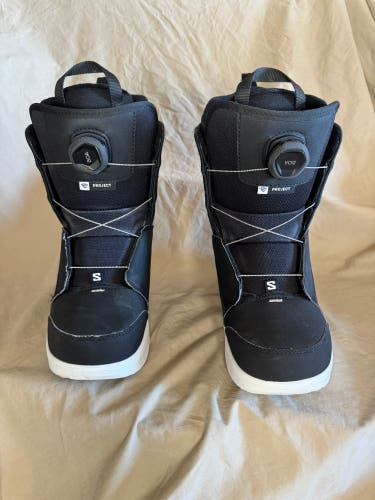 Unisex 5Y (Big Kids / Youth) Salomon Snowboard Boots Soft Flex All Mountain (Used)