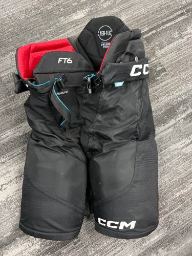 Black Senior Large CCM Jetspeed ft6 Hockey Pants (Used)