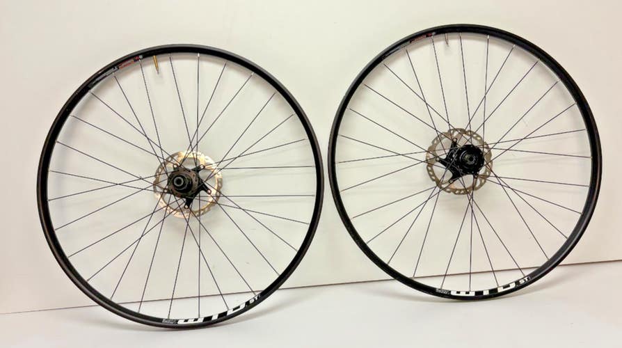 WTB ST i23 28-Spoke Aluminum Disc Brake Tubeless Thru Axle 700C/29er Wheelset