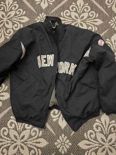XL Adult New York Yankees Majestic Dugout Coat (New)
