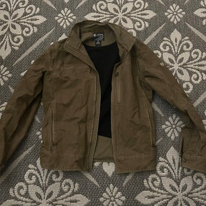 Kuhl burr Men’s Large weather proof winter jacket