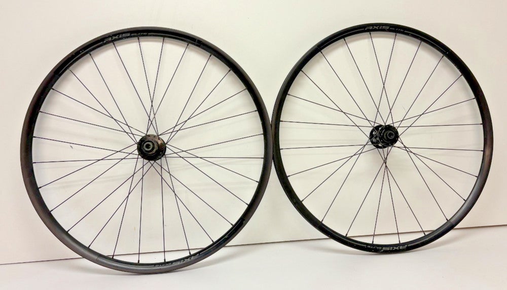 Specialized Axis Elite 24-Spoke Aluminum Disc Brake Thru Axle 700C Wheelset LOOK