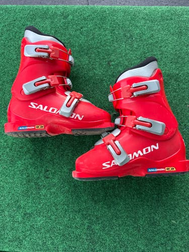 Salomon Performa T3 Ski Boots (Used) | Mondo 22.5 (266mm)