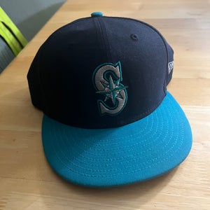 Seattle Mariners Adult Unisex 7 1/4 New Era Hat (New)