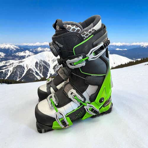 Mondo 28 & 28.5 Men's All Mountain Ski Boots Medium Flex (Used)