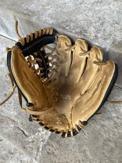 Used Rawlings Gold Glove Elite Right Hand Throw Baseball Glove 11.5"