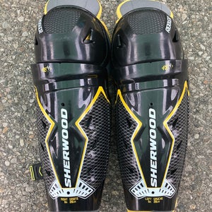 Junior Sher-Wood Shin Pads 11" (Used)