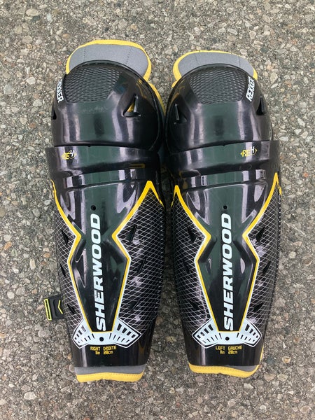 Junior Sher-Wood Shin Pads 11" (Used)